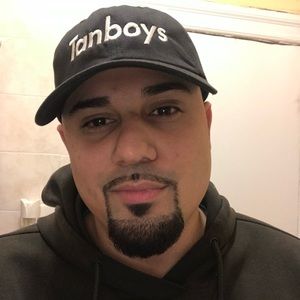 Meet your Posher, Victor